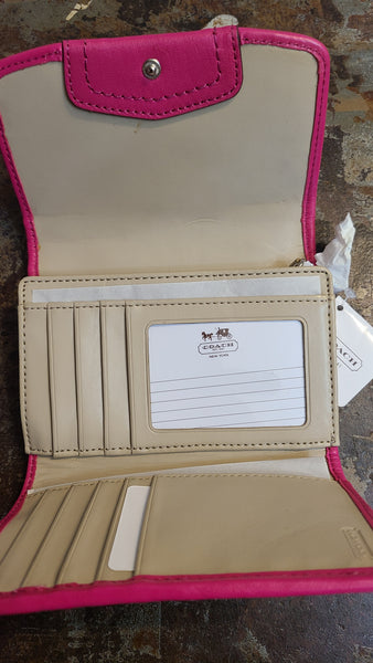 New! Coach Wallet-Ashley Dotted op art trifold