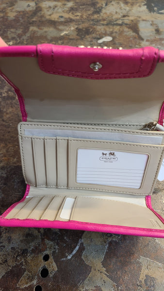 New! Coach Wallet-Ashley Dotted op art trifold