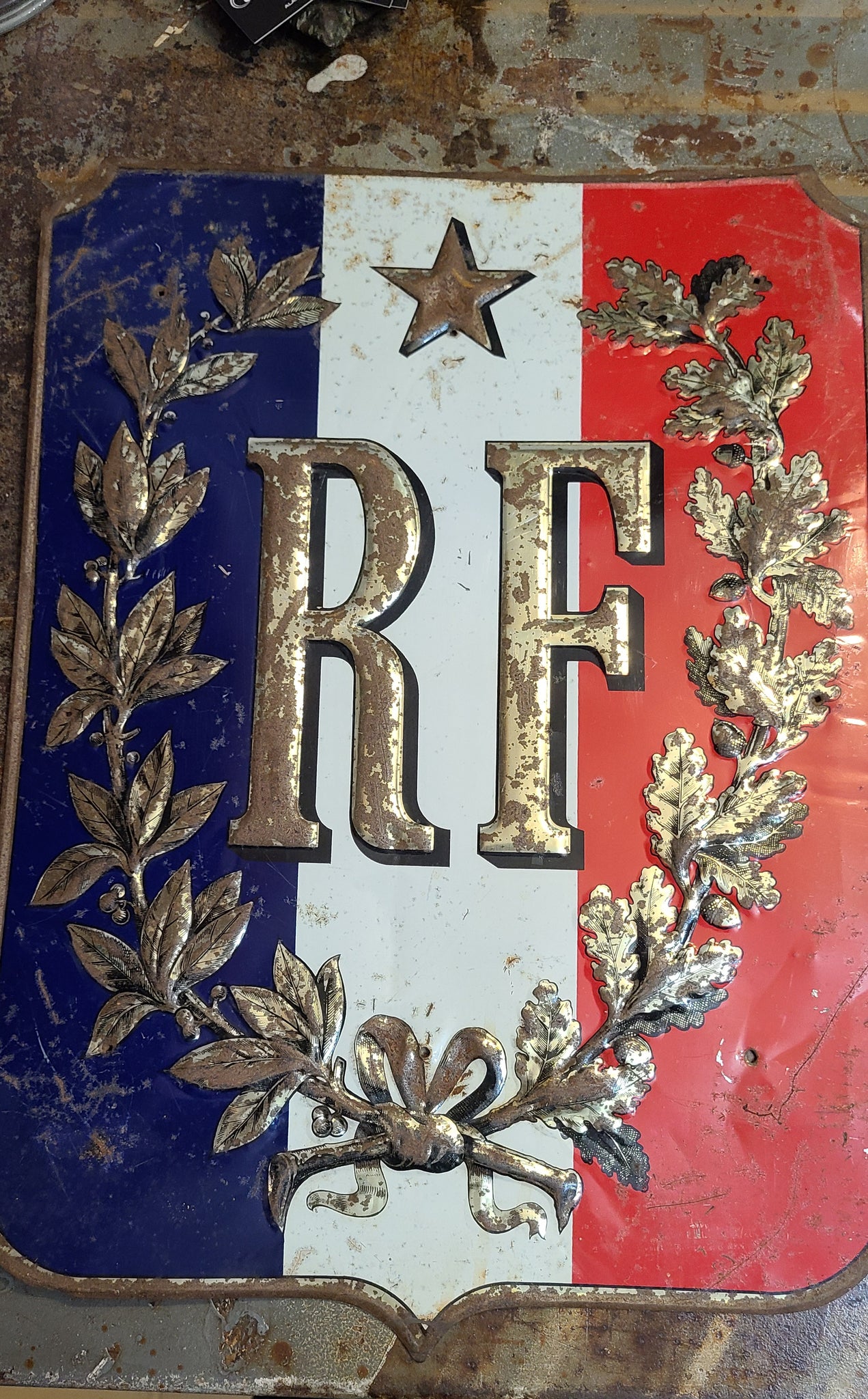 Old Republique Francaise tin embossed sign