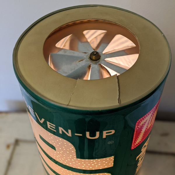 Vintage 7-Up Soda top opening